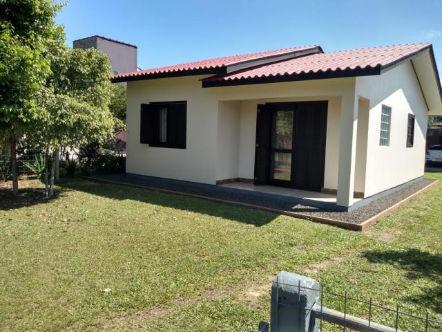 #12 - Casa para Venda em Torres - RS